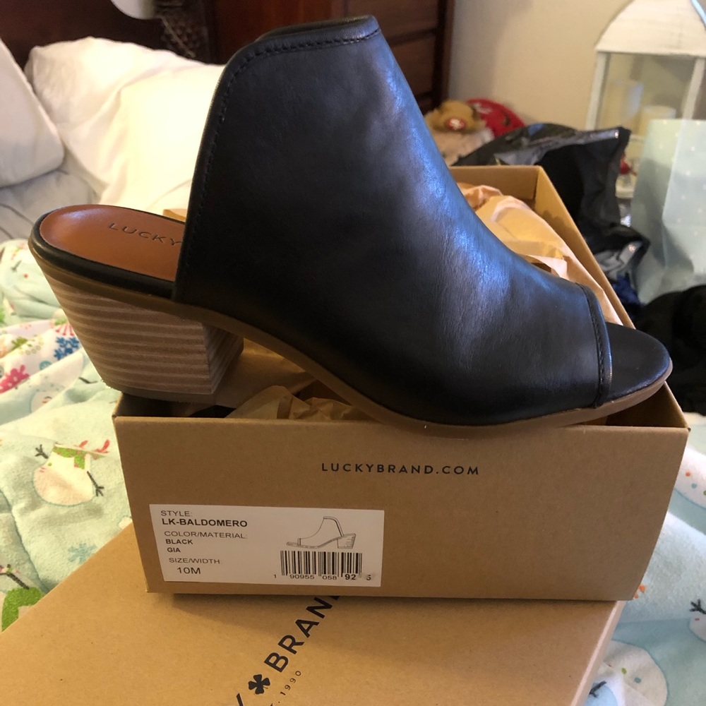 Black Slide Size 10 Worn Once - image 1